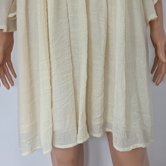 Umgee Floral Embroidered Mini Dress Bell Sleeve Beige Boho Womens Size XL - Picture 6 of 12